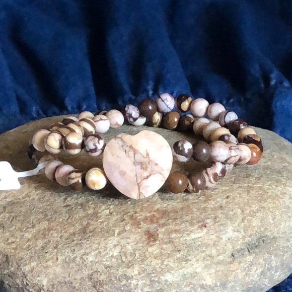 JASPER GEMSTONE HEART BRACELET - Picture 1 of 5